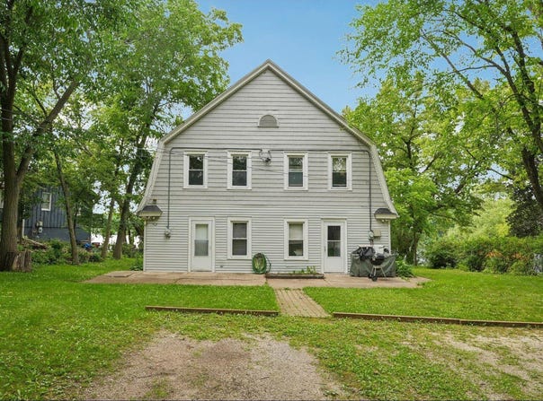 115 E Lake Ln, Colgate, WI 53017