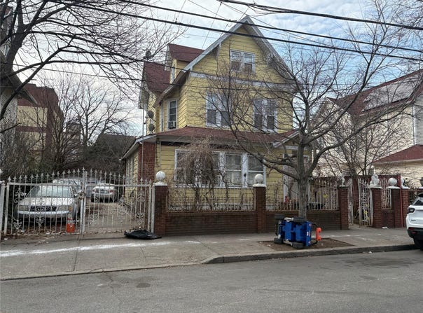 9022 138th Street, Jamaica, NY 11435