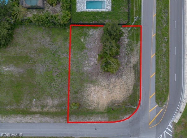 801 SW 2nd Terrace, Cape Coral, FL 33991