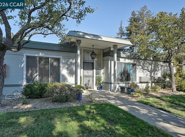 1108 Skycrest Dr, Walnut Creek, CA 94595