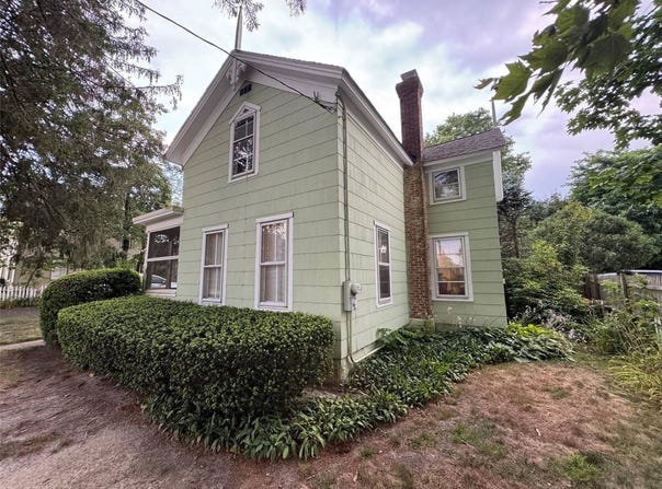 627 Roanoke Avenue, Riverhead, NY 11901