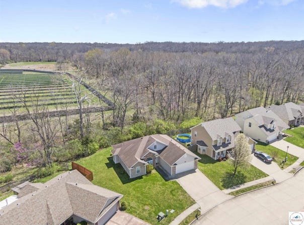 300 Searsport, Columbia, MO 65201