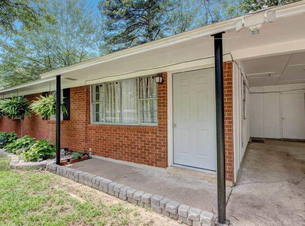 912 West Street, White Hall, AR 72602