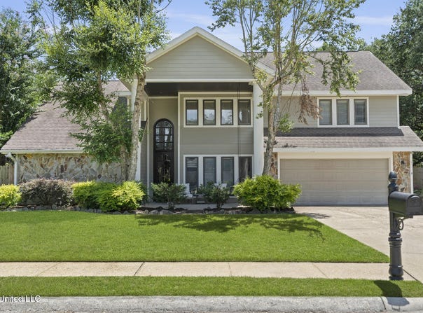 4310 Navajo Avenue, Pascagoula, MS 39581