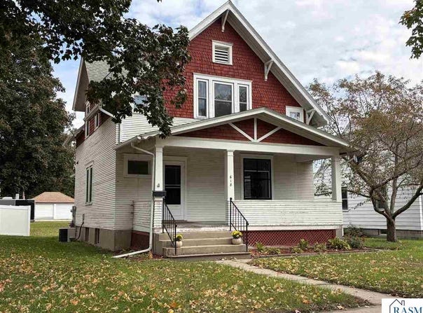 618 Jefferson St N, New Ulm, MN 56073