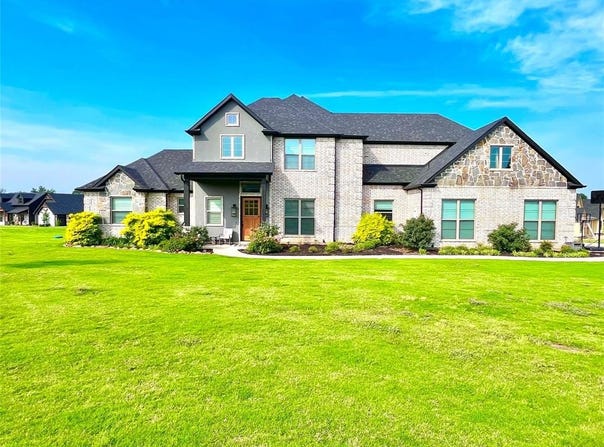 15 Hogan Drive, Sulphur Springs, TX 75482