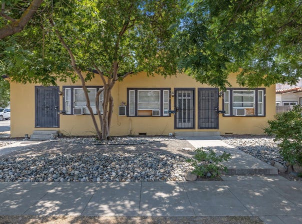 701 W Noble Avenue, Visalia, CA 93277