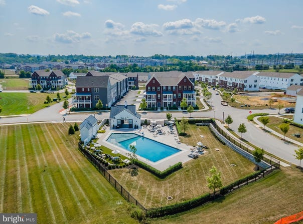 3211 EMERSON WAY, MECHANICSBURG, PA 17055