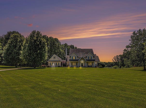 8196 E Walnut Ridge, New Carlisle, IN 46552
