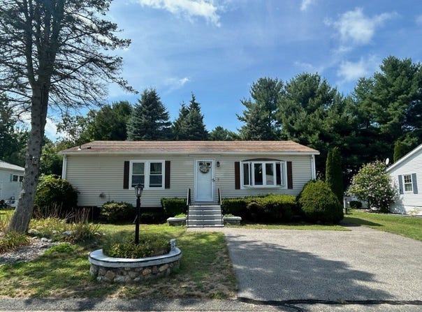 7 Green Holly Drive, Kingston, MA 02364
