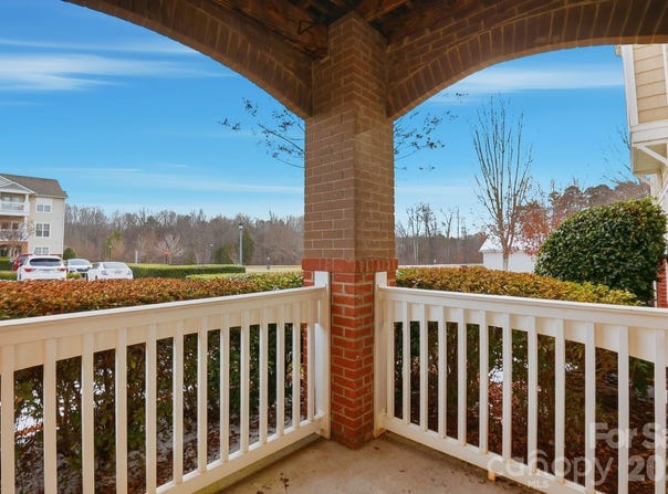 16608 Amberside Road E, Cornelius, NC 28031