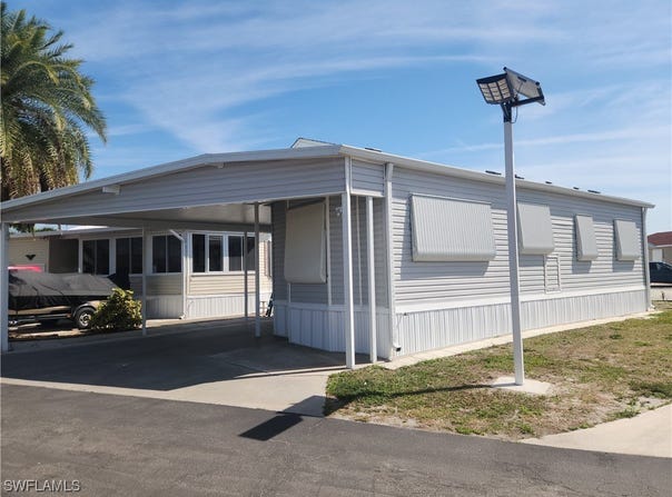 1159 Daniels Road unit: 74, Moore Haven, FL 33471