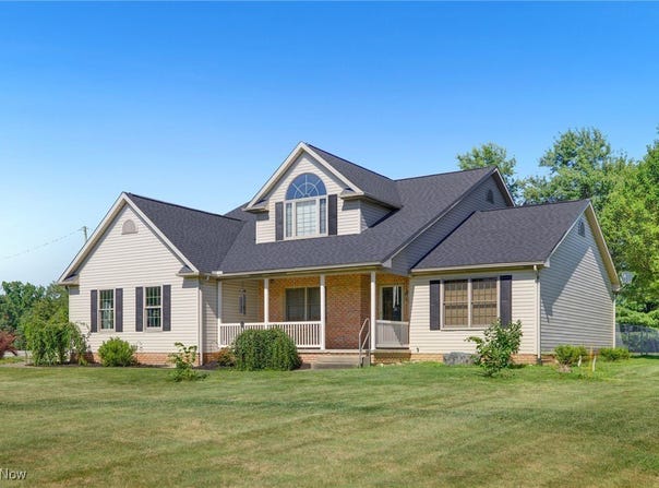 8737 Spruce Lane, Marshallville, OH 44645