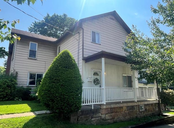618 South Street, Clarion, PA 16214