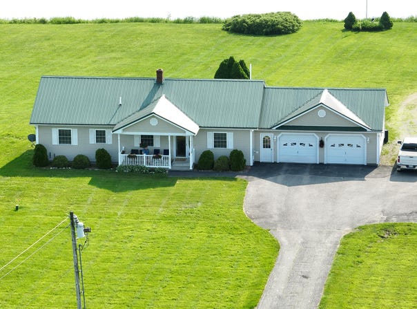 116 Main Road, Passadumkeag, ME 04475
