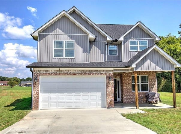 327 Larkspur Drive SW, Calhoun, GA 30701