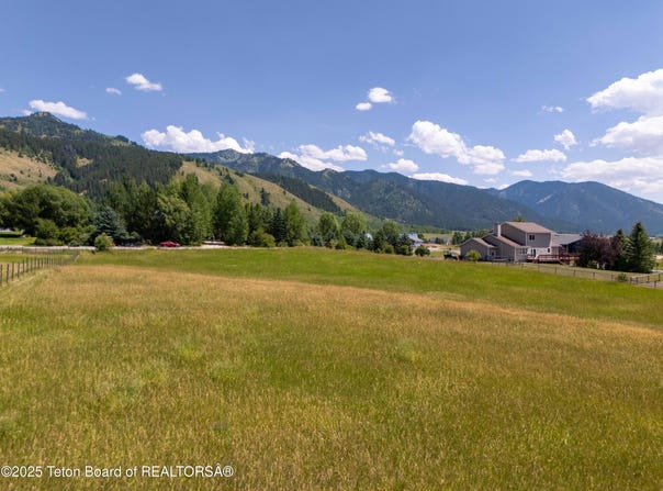 LOT 83 LARIAT DRIVE, Etna, WY 83118