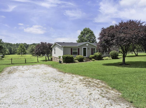 428 Old Flanagan Road, Huron, TN 38345