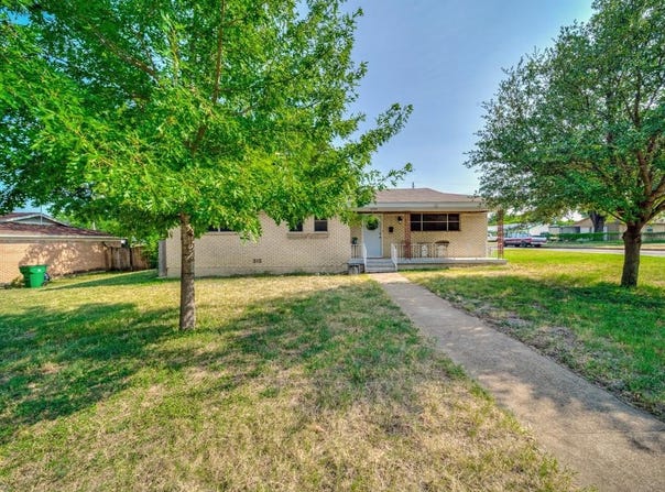 4700 Nadine Drive, Haltom City, TX 76117