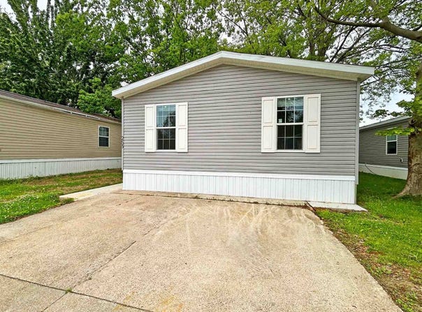 7055 Quarry Rd., Amherst, OH 44001