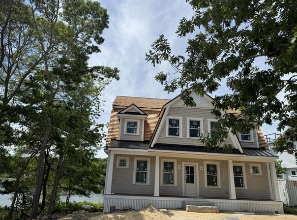 285 Edgewater Drive W, East Falmouth, MA 02536