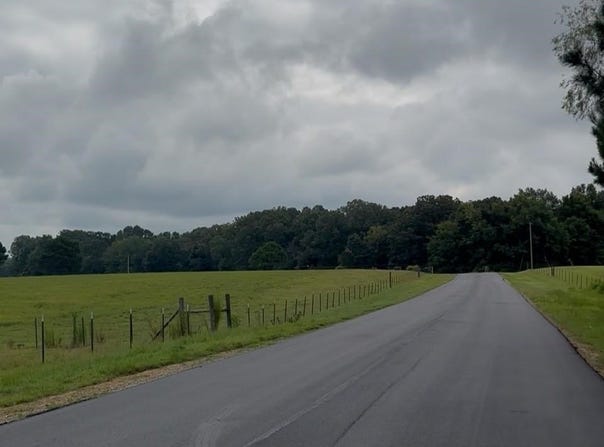 01 MOORE, Holly Springs, MS 38635