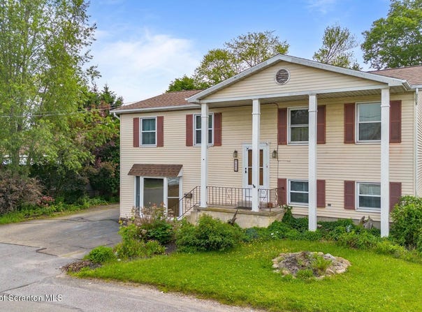 609 Landmesser Avenue, West Hazleton, PA 18202