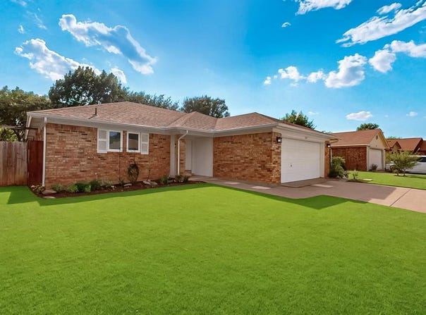 6617 Whitley Road, Watauga, TX 76148
