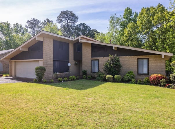 36 MCDANIEL Dr, Jackson, TN 38305-2528