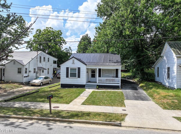 816 Carson Street, Greeneville, TN 37743