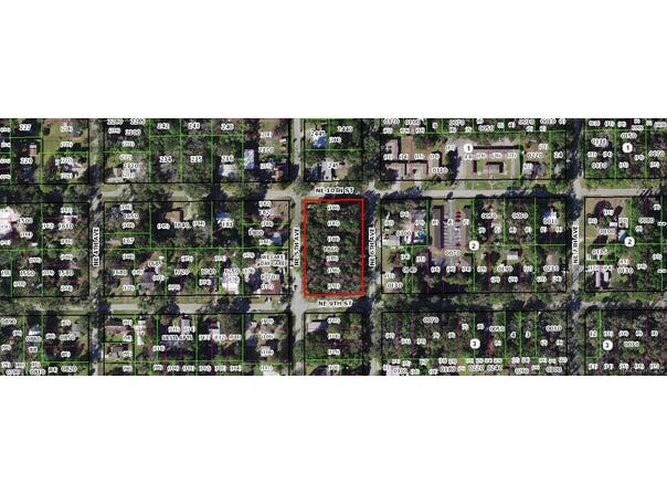 935 NE 5th Avenue, Crystal River, FL 34428
