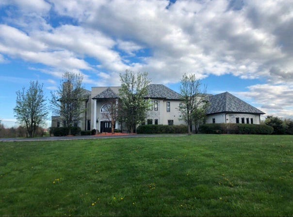 9500 Church Road, Barrington, IL 60010