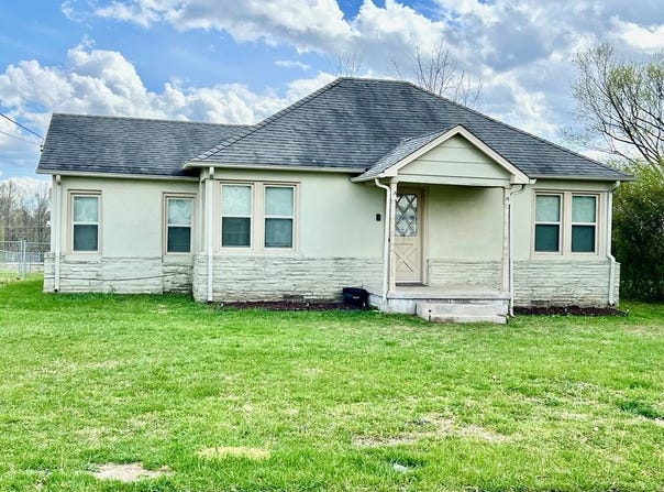 431 Elm St, Baxter, TN 38544