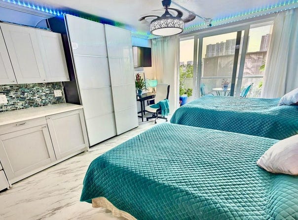 19201 Collins Avenue, Sunny Isles Beach, FL 33160