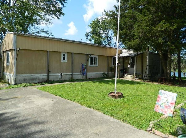 617 County Road 1885 E, Fairfield, IL 62837