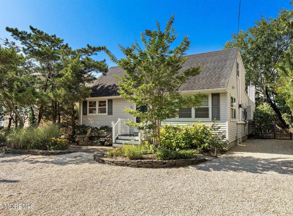 268 N 12th Street, Surf City, NJ 08008