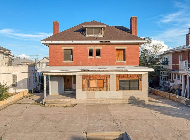 1128 ARIZONA Avenue, El Paso, TX 79902