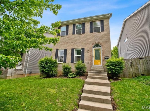 3216 Henrietta Street, St Louis, MO 63104