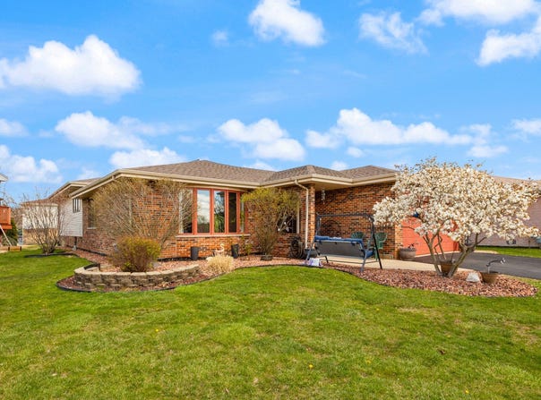 16439 Morgan Lane, Orland Hills, IL 60487