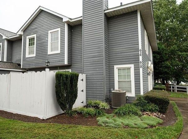 618 Ridge Circle, Chesapeake, VA 23320