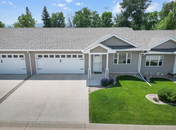 1205 Silverbrook Lane, Spearfish, SD 57783