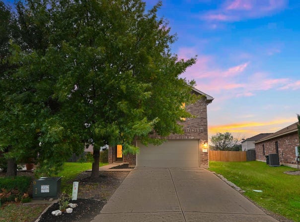316 Housefinch Loop, Leander, TX 78641