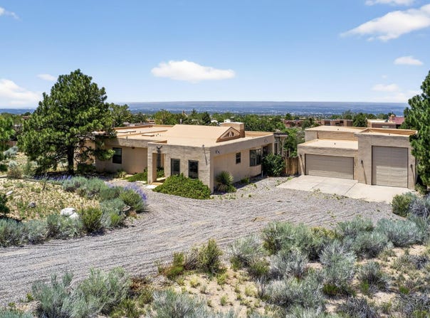 659 ROADRUNNER Lane NE, Albuquerque, NM 87122
