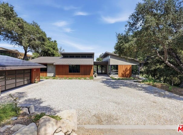 3860 Madison Rd, La Canada Flintridge, CA 91011