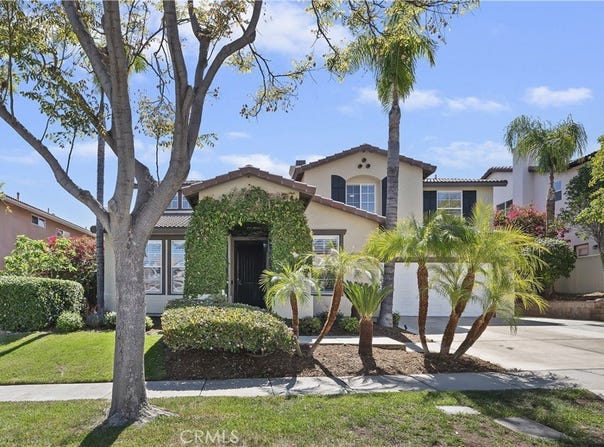 3939 Holly Springs Drive, Corona, CA 92881