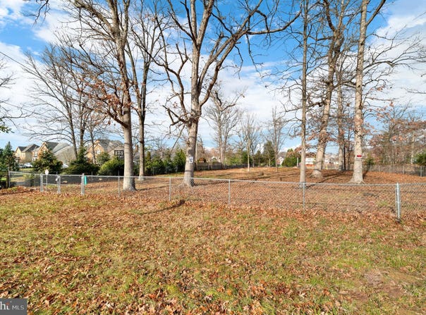13222 BRADDOCK ROAD, CLIFTON, VA 20124