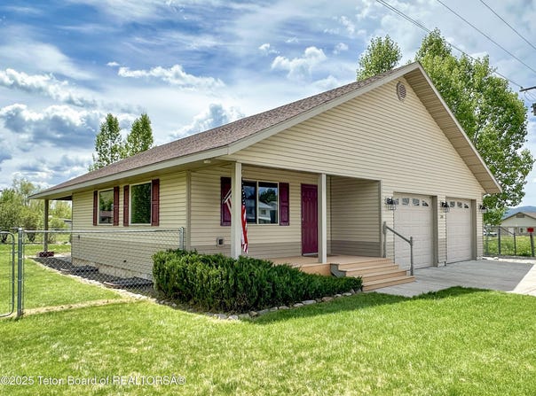 210 E 8TH Avenue, Afton, WY 83110