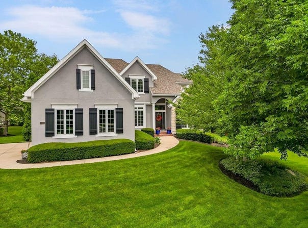6104 W 144th Street, Overland Park, KS 66223