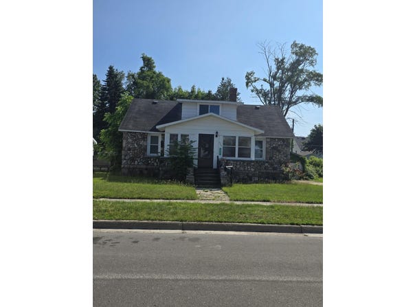 232 E Campbell Street, Alpena, MI 49707