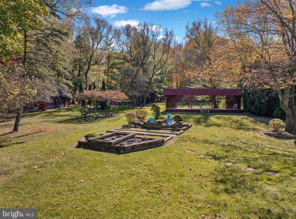 333 W ARCH STREET, FRACKVILLE, PA 17931